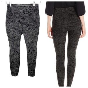 M Miracle body by Miraclesuit black paisley shaping pull on leggings size 2